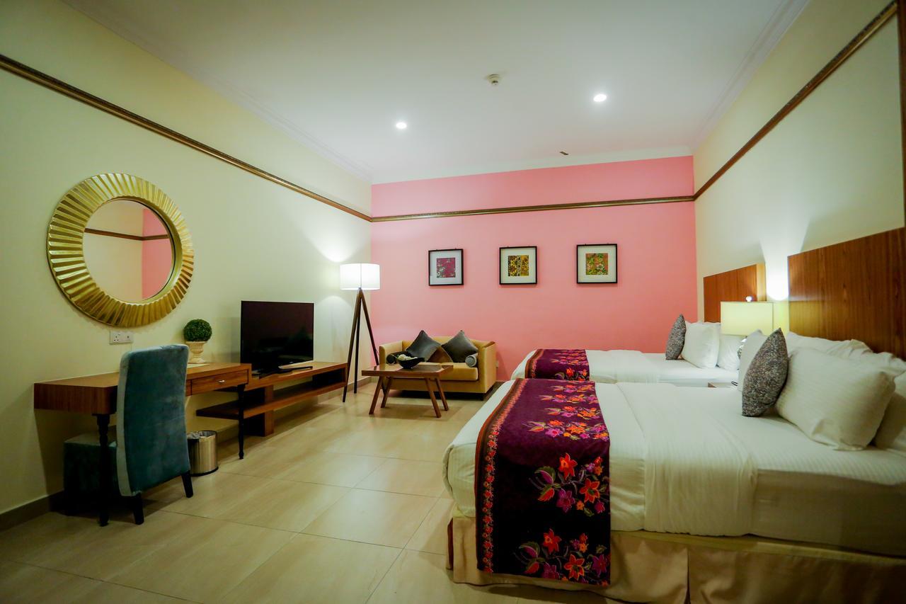 Aava Malacca Hotel Экстерьер фото